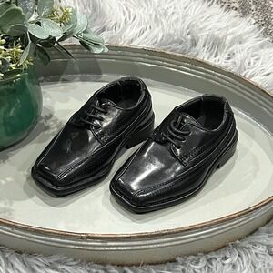 Stacy Adam's Infant Basic Black Bowman Bike Toe Oxford Size 5M ($55)